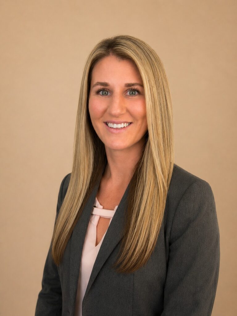 Dr. Julia Hellriegal